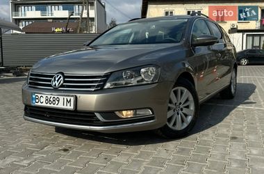Универсал Volkswagen Passat 2011 в Львове