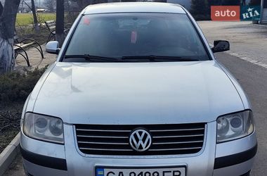 Седан Volkswagen Passat 2003 в Тальном