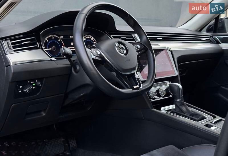 Универсал Volkswagen Passat 2018 в Тернополе