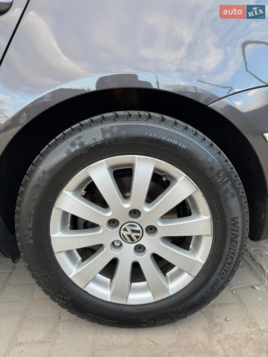 2010 Volkswagen Passat - мініатюра 31