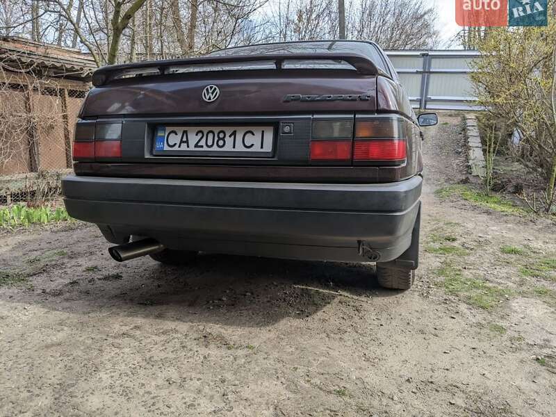Volkswagen Passat 1993