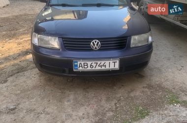 Седан Volkswagen Passat 1999 в Виннице