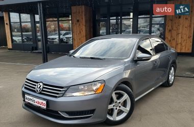 Седан Volkswagen Passat 2012 в Вінниці