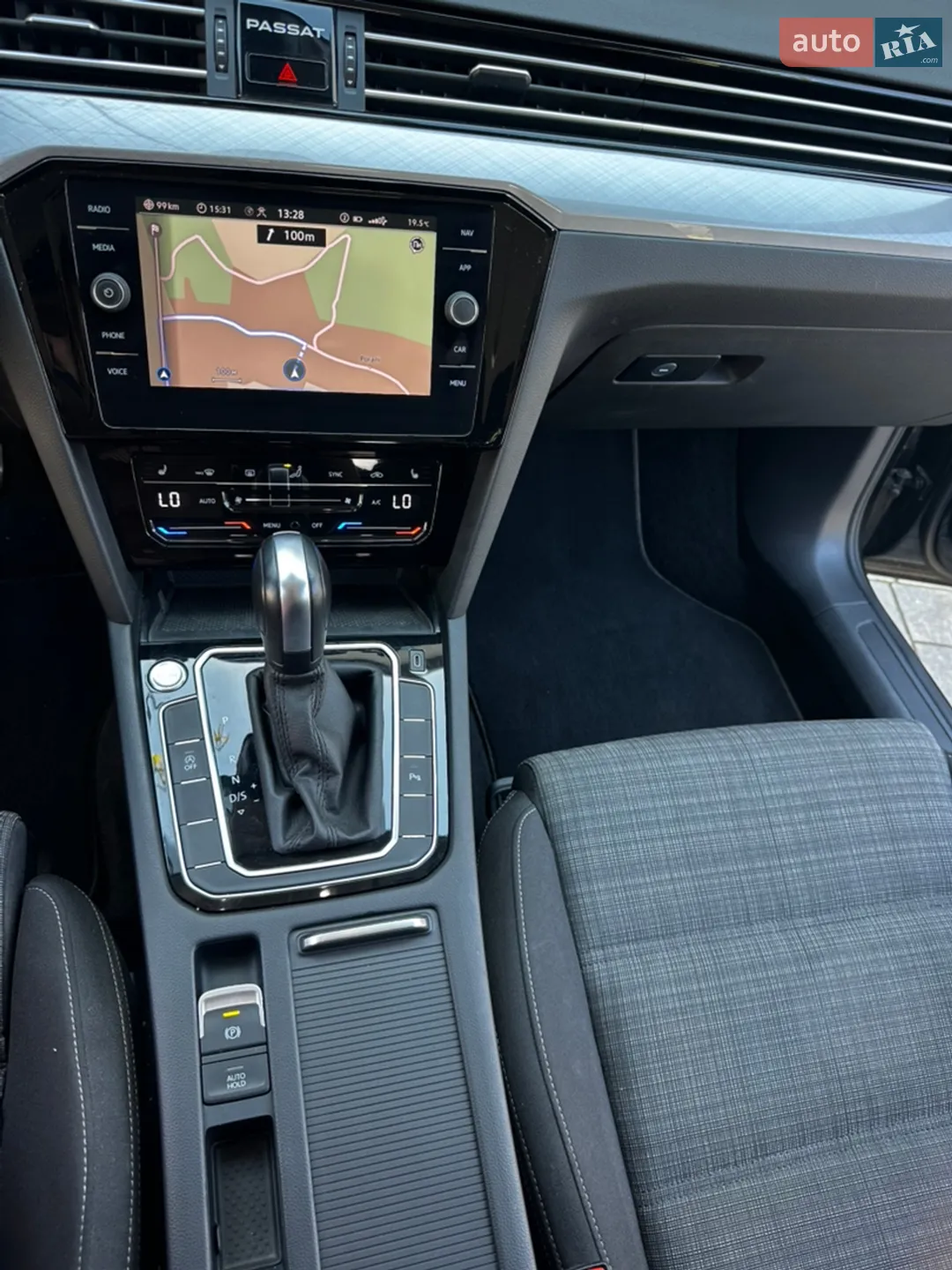 2021 Volkswagen Passat - мініатюра 18