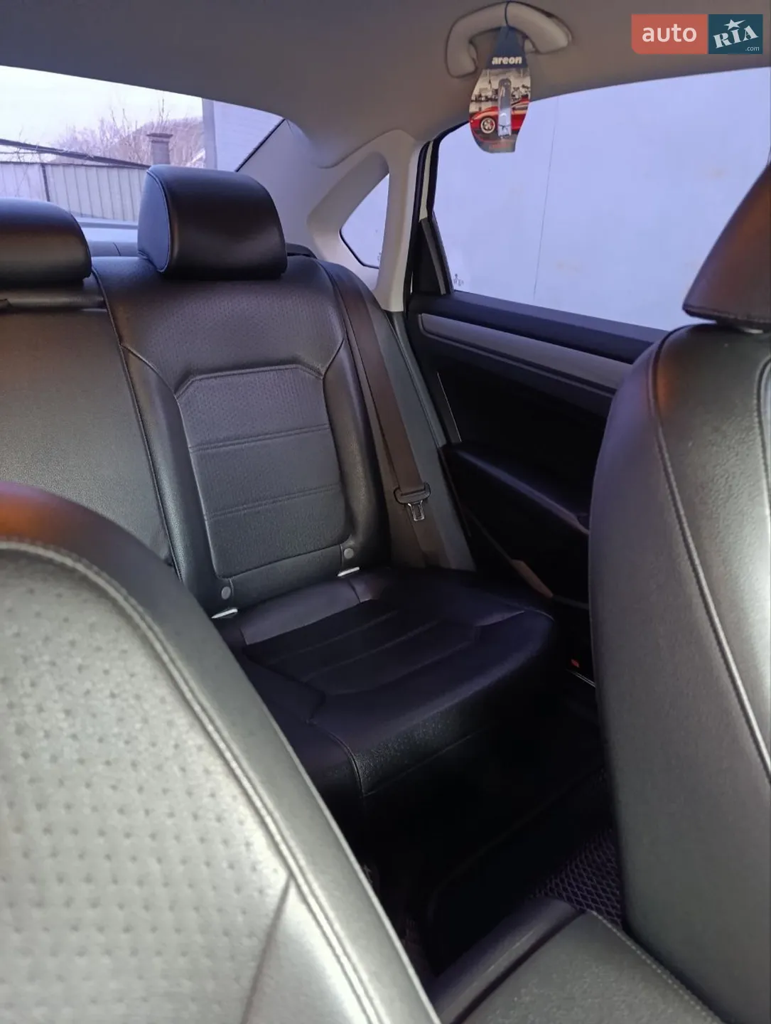 2015 Volkswagen Passat - мініатюра 6