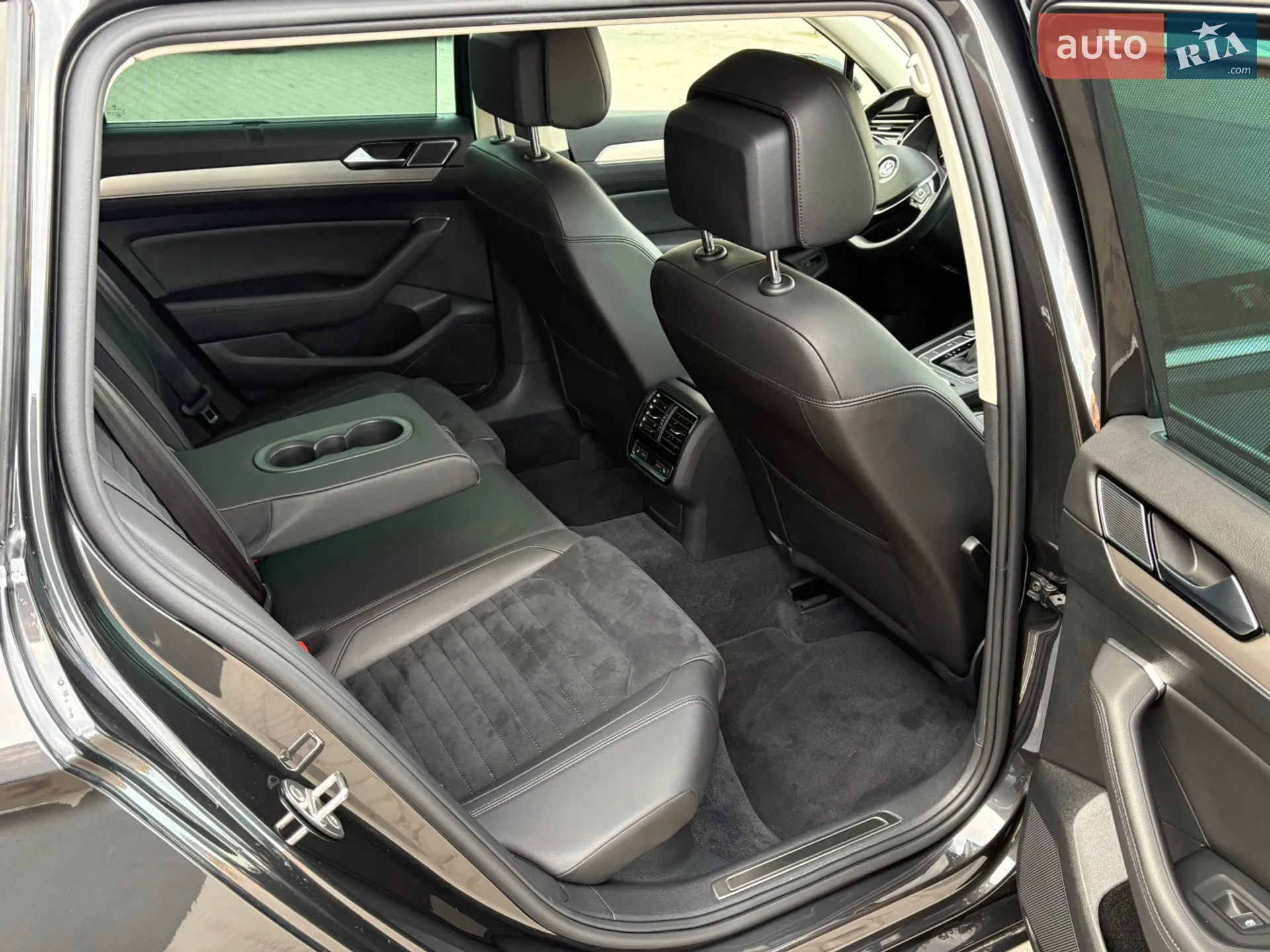 2019 Volkswagen Passat - мініатюра 42