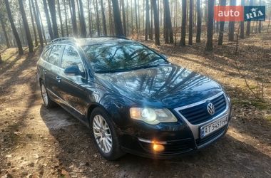 Універсал Volkswagen Passat 2006 в Житомирі