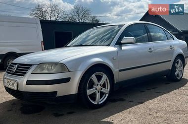 Седан Volkswagen Passat 2002 в Фастове