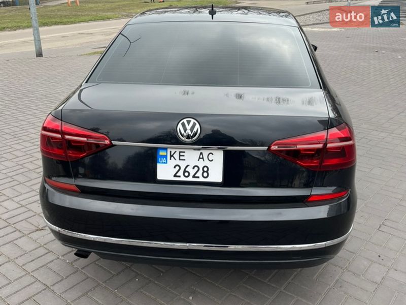 Седан Volkswagen Passat 2017 в Каменском