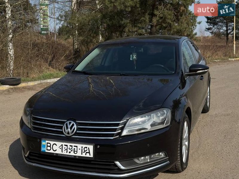 Volkswagen Passat 2011