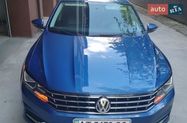 Седан Volkswagen Passat 2016 в Івано-Франківську