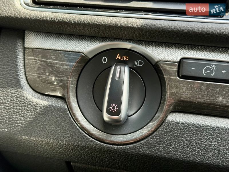 Седан Volkswagen Passat 2016 в Харькове