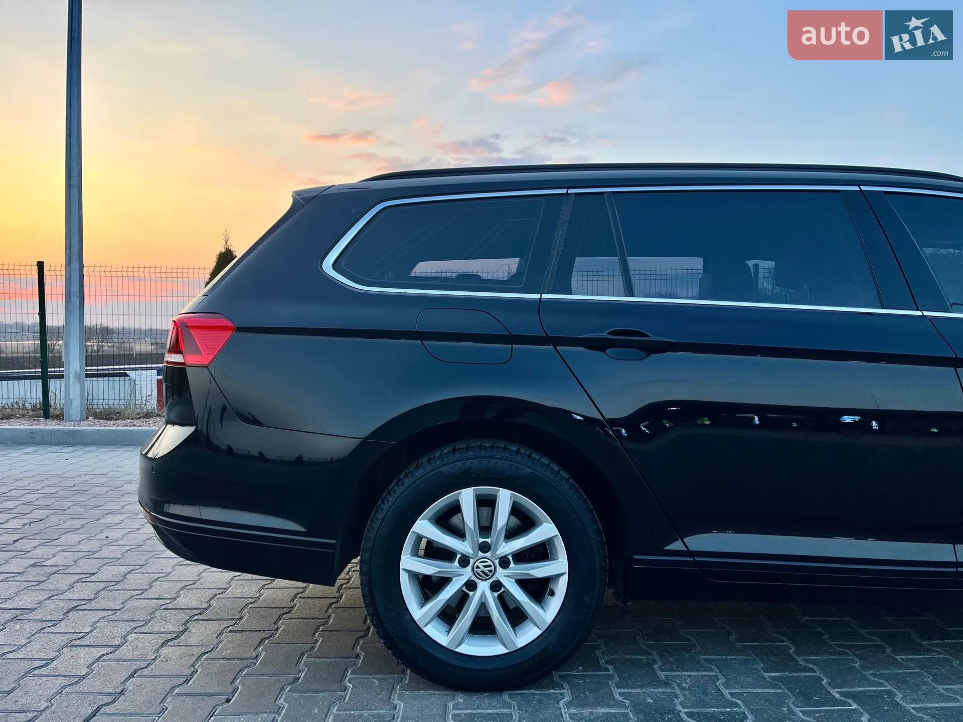 2019 Volkswagen Passat - мініатюра 19