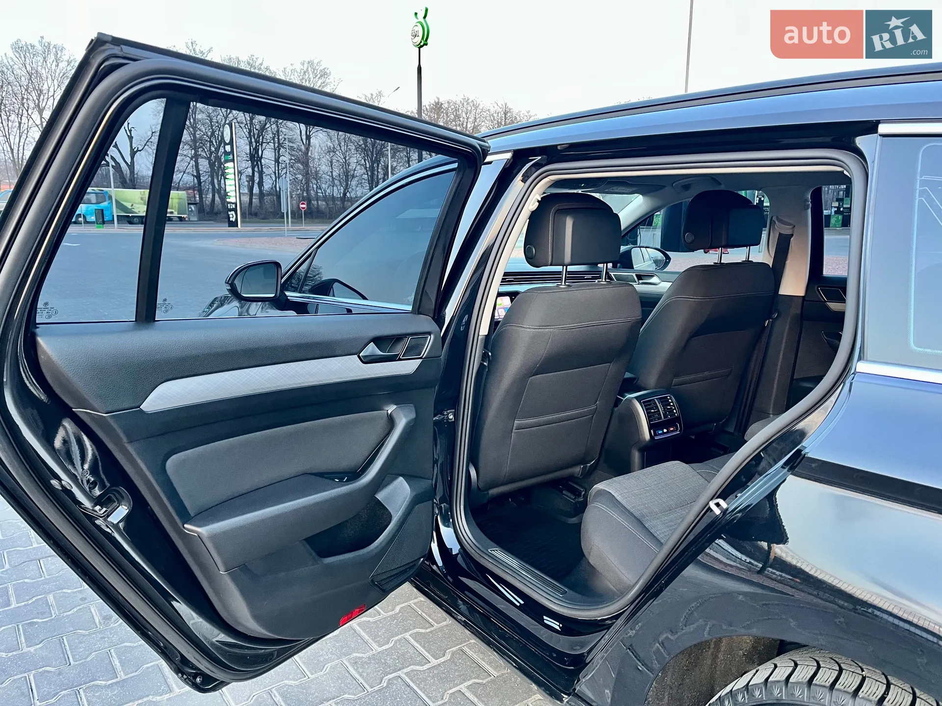 2019 Volkswagen Passat - мініатюра 30