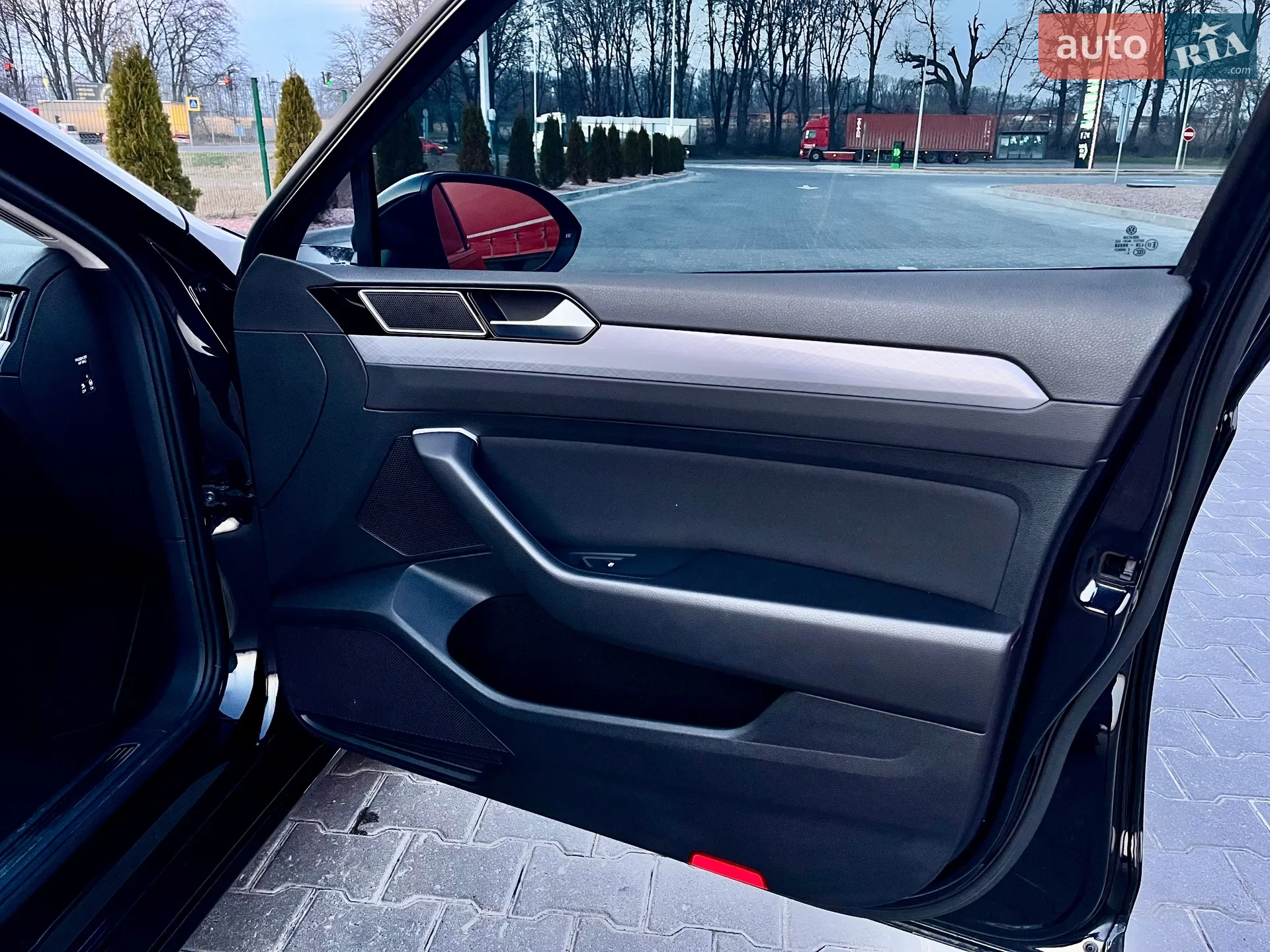 2019 Volkswagen Passat - мініатюра 36