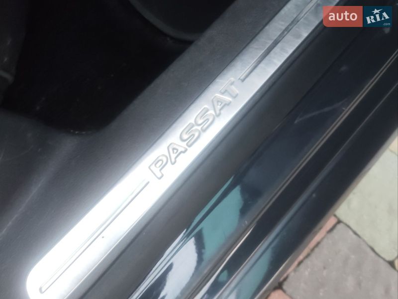 Универсал Volkswagen Passat 2011 в Луцке