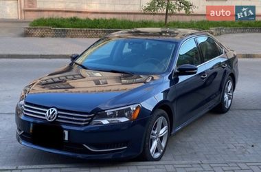 Седан Volkswagen Passat 2012 в Обухові