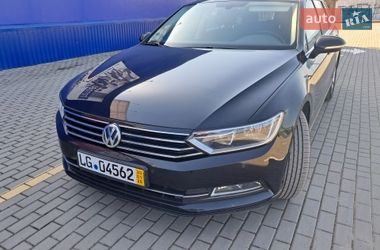 Универсал Volkswagen Passat 2018 в Нововолынске