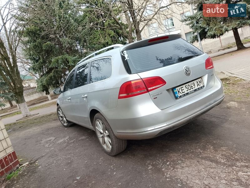 Универсал Volkswagen Passat 2012 в Днепре