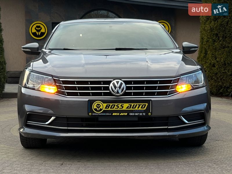 Седан Volkswagen Passat 2016 в Львове