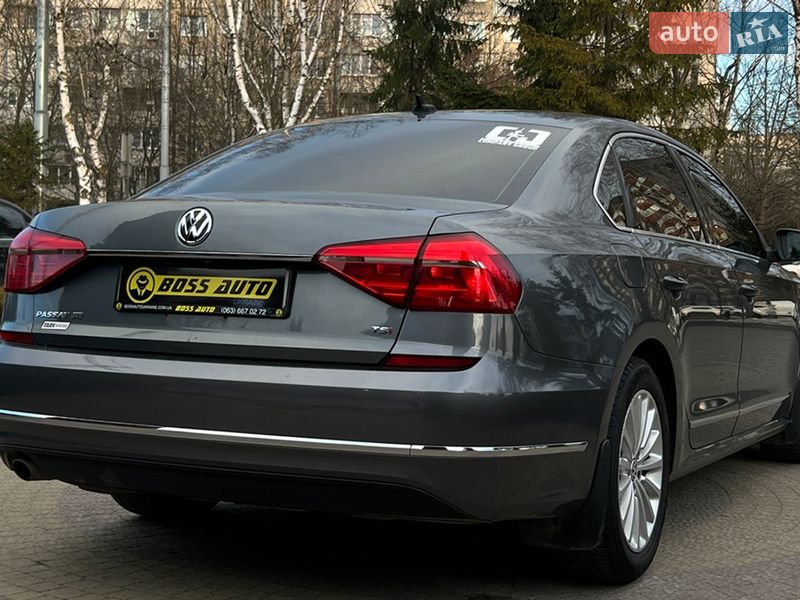 Седан Volkswagen Passat 2016 в Львове