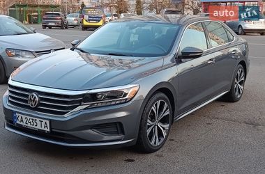Седан Volkswagen Passat 2021 в Києві