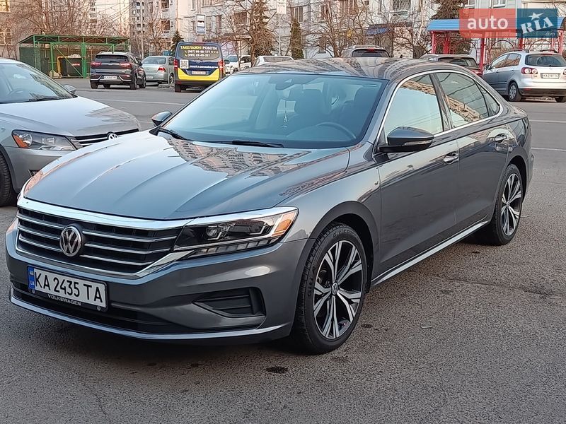 Volkswagen Passat 2021