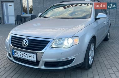 Универсал Volkswagen Passat 2005 в Костополе