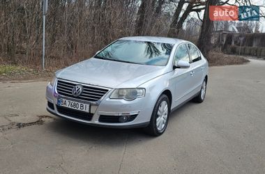 Седан Volkswagen Passat 2009 в Киеве