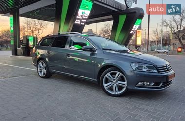 Универсал Volkswagen Passat 2014 в Одессе