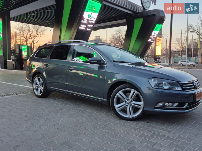 Универсал Volkswagen Passat 2014 в Одессе