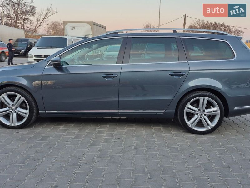 Универсал Volkswagen Passat 2014 в Одессе