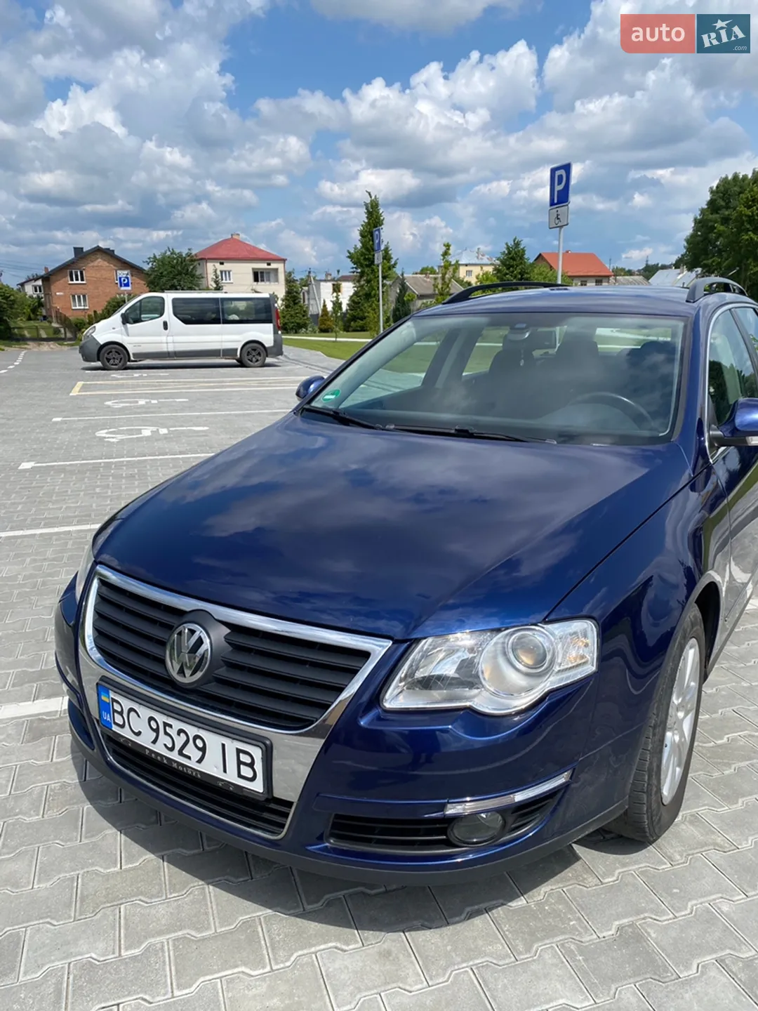 2010 Volkswagen Passat - мініатюра 9