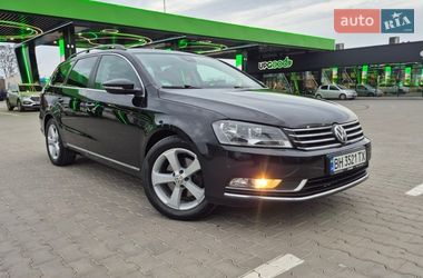 Универсал Volkswagen Passat 2014 в Одессе