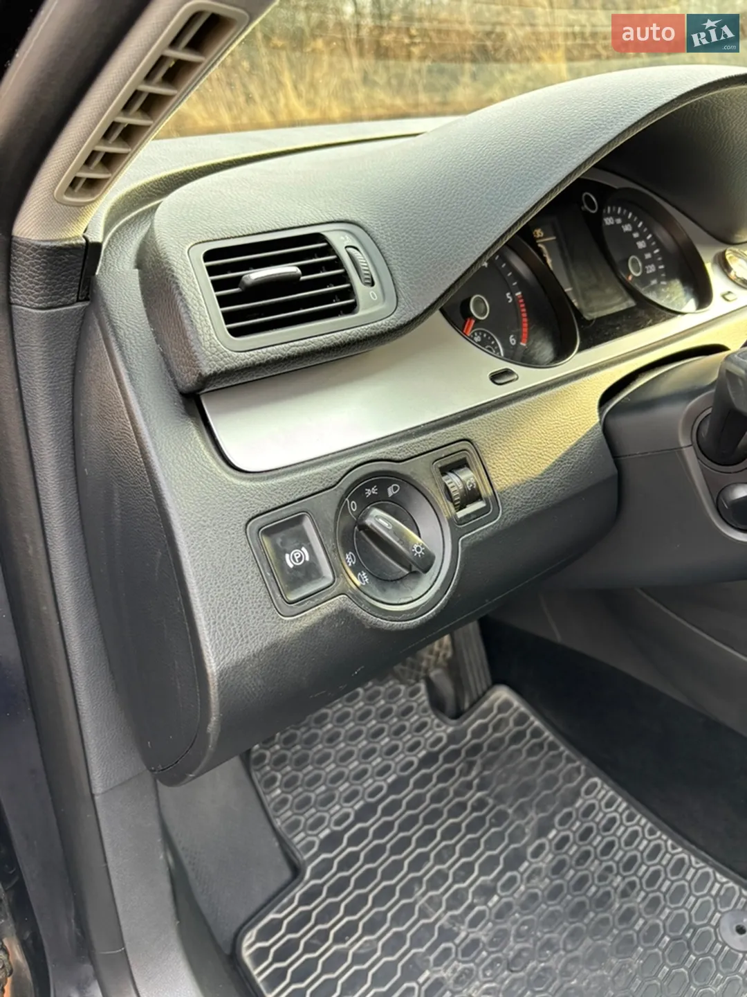 2010 Volkswagen Passat - мініатюра 82