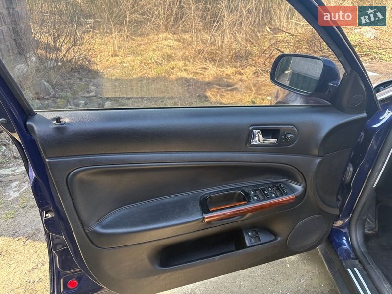 Универсал Volkswagen Passat 2003 в Костополе