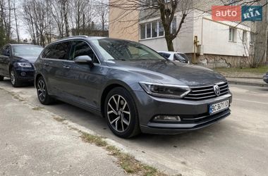 Универсал Volkswagen Passat 2017 в Львове