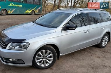Універсал Volkswagen Passat 2014 в Шептицькому