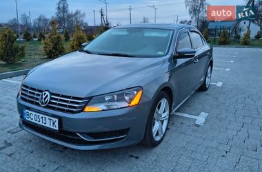 Седан Volkswagen Passat 2014 в Львове