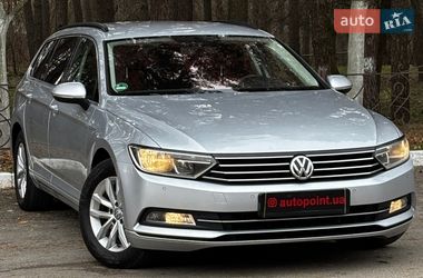 Універсал Volkswagen Passat 2015 в Білогородці