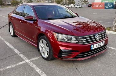 Седан Volkswagen Passat 2016 в Николаеве