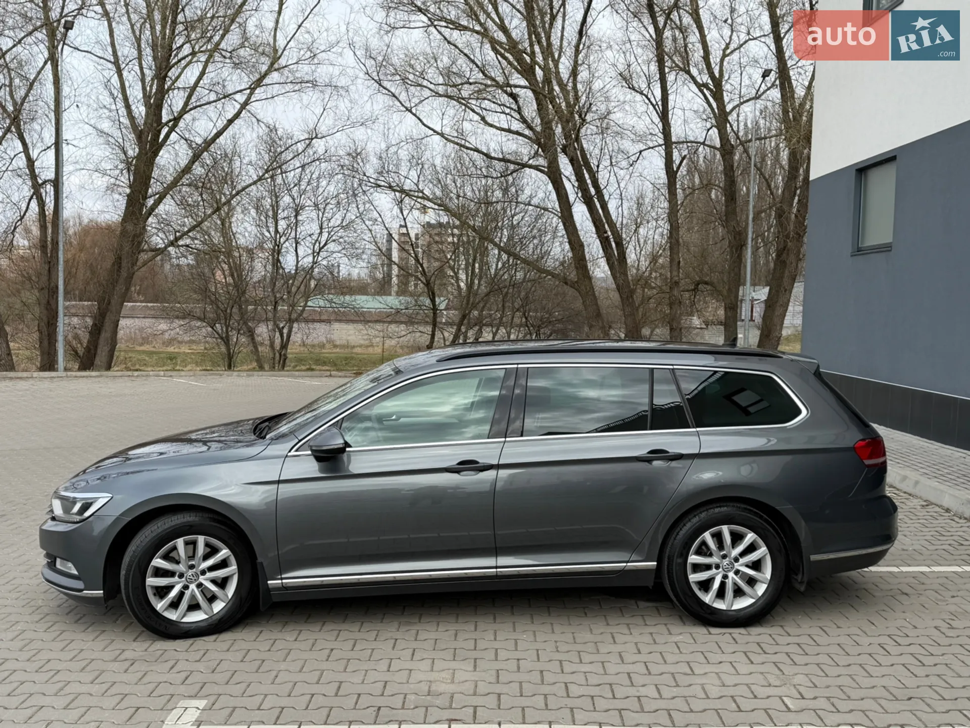 2016 Volkswagen Passat - мініатюра 3