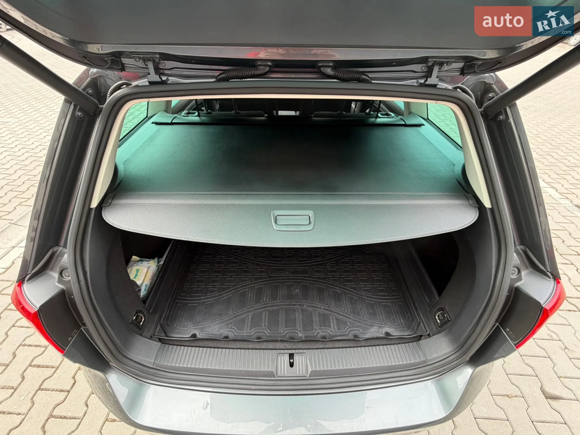 2016 Volkswagen Passat - мініатюра 10