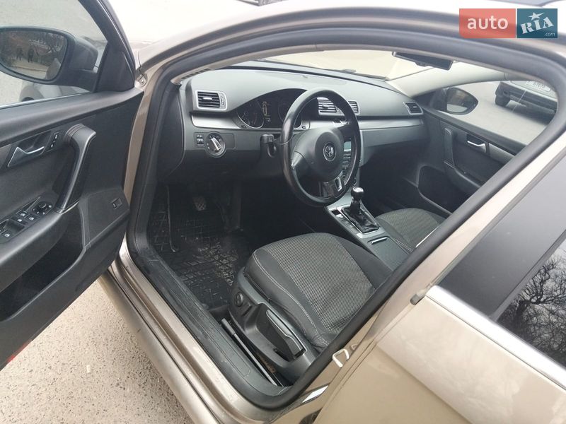 Универсал Volkswagen Passat 2011 в Белой Церкви