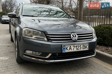 Универсал Volkswagen Passat 2011 в Львове