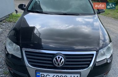 Седан Volkswagen Passat 2008 в Жовкве