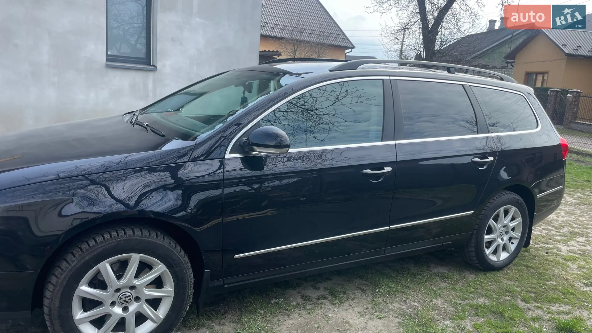 2010 Volkswagen Passat - мініатюра 3