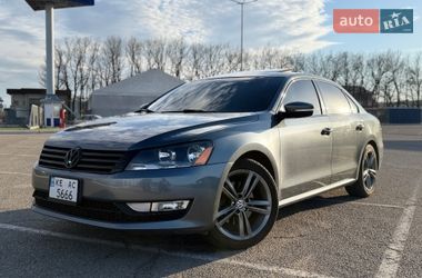 Седан Volkswagen Passat 2013 в Дніпрі