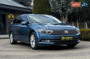 Универсал Volkswagen Passat 2017 в Львове