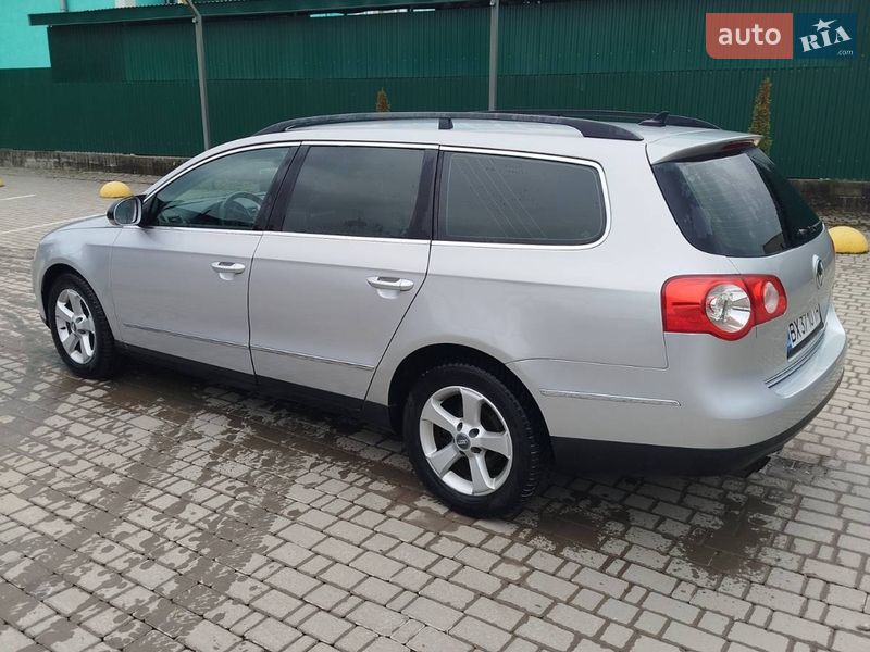 Универсал Volkswagen Passat 2009 в Хмельницком